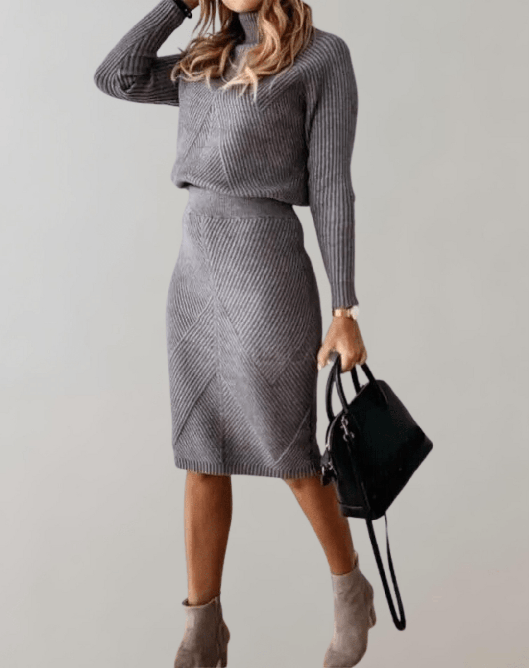 Two-Piece Knit Set With Turtleneck Sweater And Slim Skirt