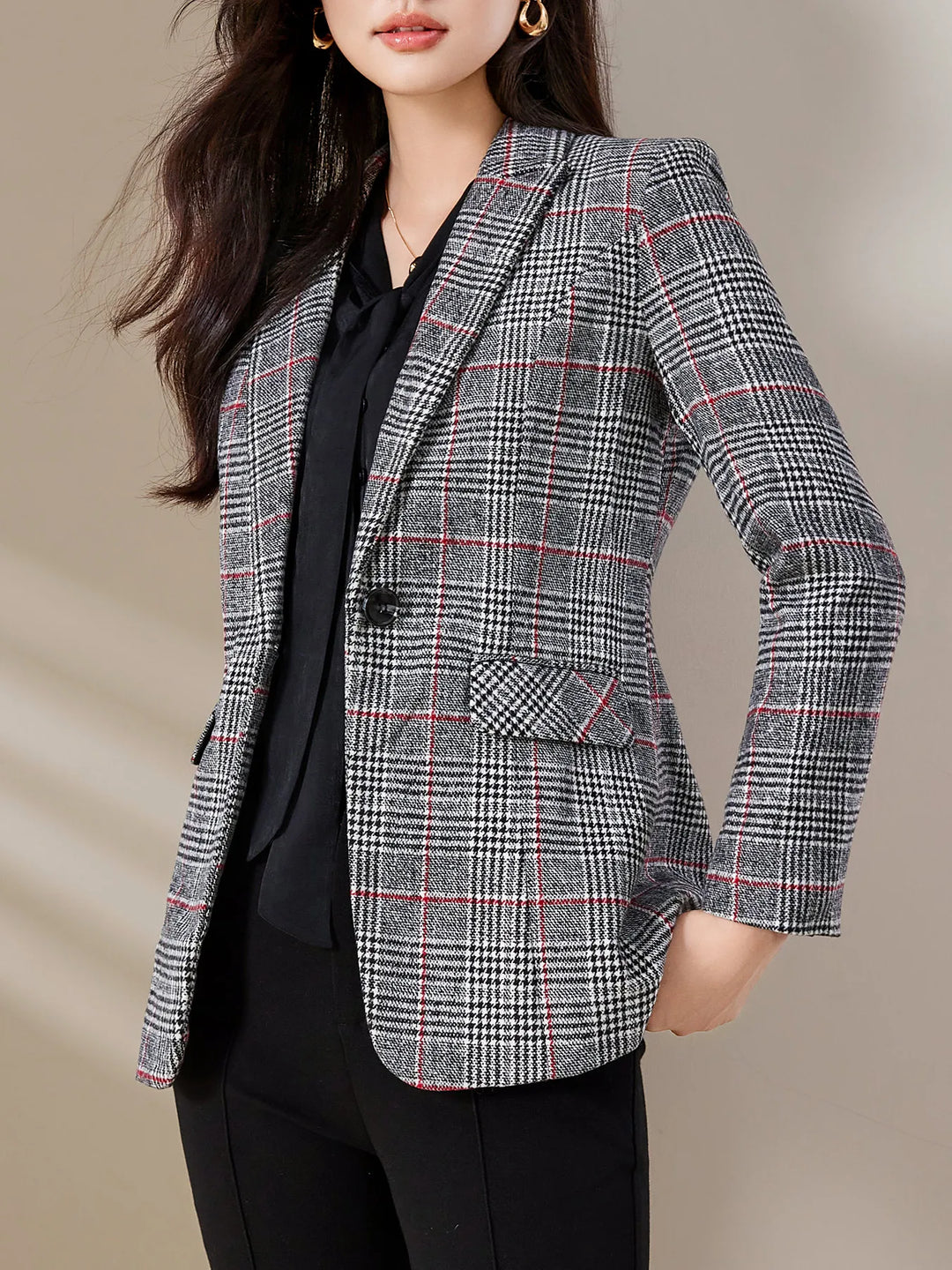 Blazer – Stylish Slim-Fit Design for Professional Settings